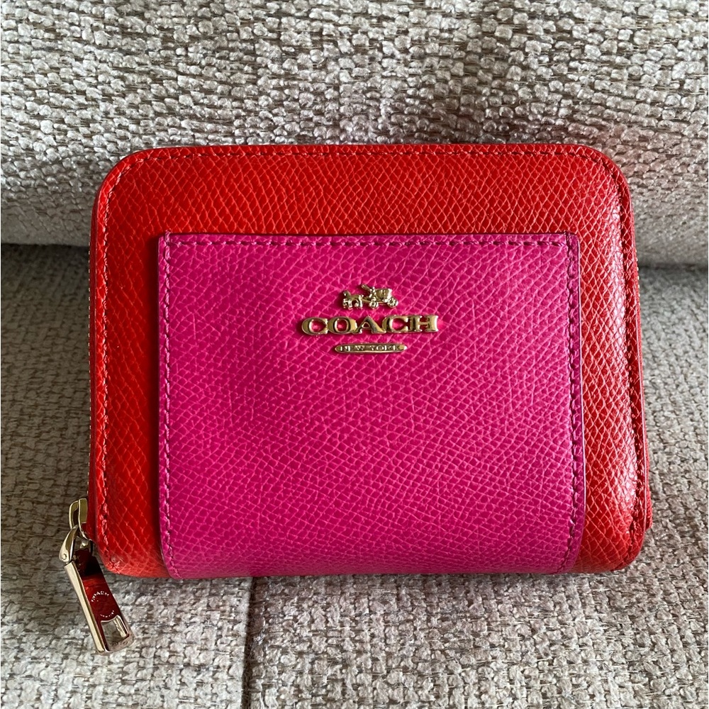 COACH Medium Bicolor Zip Around Wallet